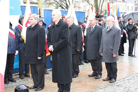 Śladami miejsc pamięci o poległych czyli jak Krosno uczciło Narodowe Święto Niepodległości - zdjęcie w treści  nr 11