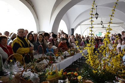 Krośnianie święcili na Rynku - zdjęcie w treści