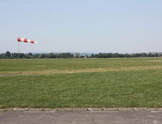 271366675.jpg