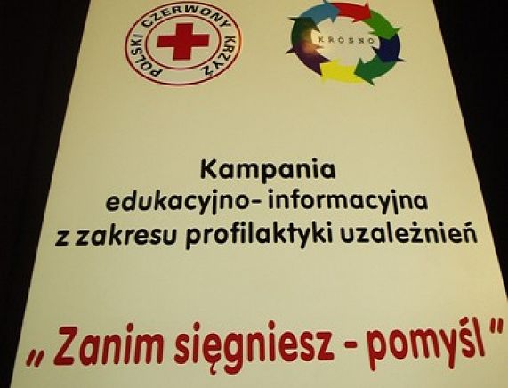 437751555.jpg