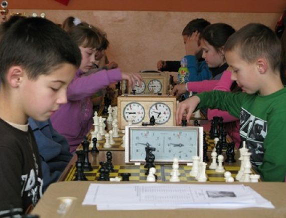 2050946420.jpg