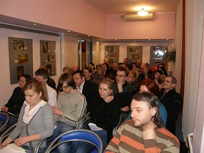 Nie spaceruj z czarnym psem. Czyli poezja Sarah Luczaj. - zdjęcie w treści  nr 2