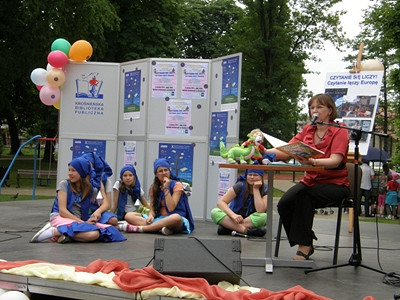 Czytanie się liczy! Piknik literacki w Ogródku Jordanowskim - zdjęcie w treści  nr 1