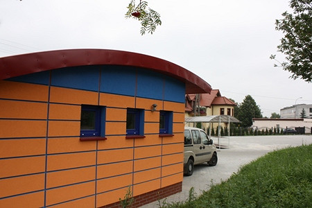 Na targu przy Batorego kupisz owoce i warzywa - zdjęcie w treści  nr 1