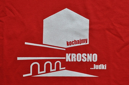 Konkurs na koszulkę promocyjną miasta Krosna „Kochajmy KROSNOludki” - zdjęcie w treści 