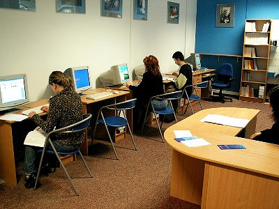 Krośnieńska Biblioteka Publiczna w 2011 roku - zdjęcie w treści  nr 2