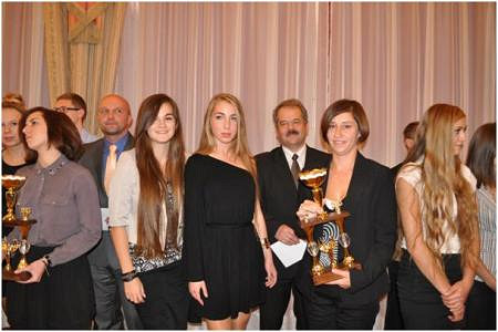 11 FINAŁÓW WOJEWÓDZKICH W ROKU SZKOLNYM 2012/2013!!! - zdjęcie w treści 