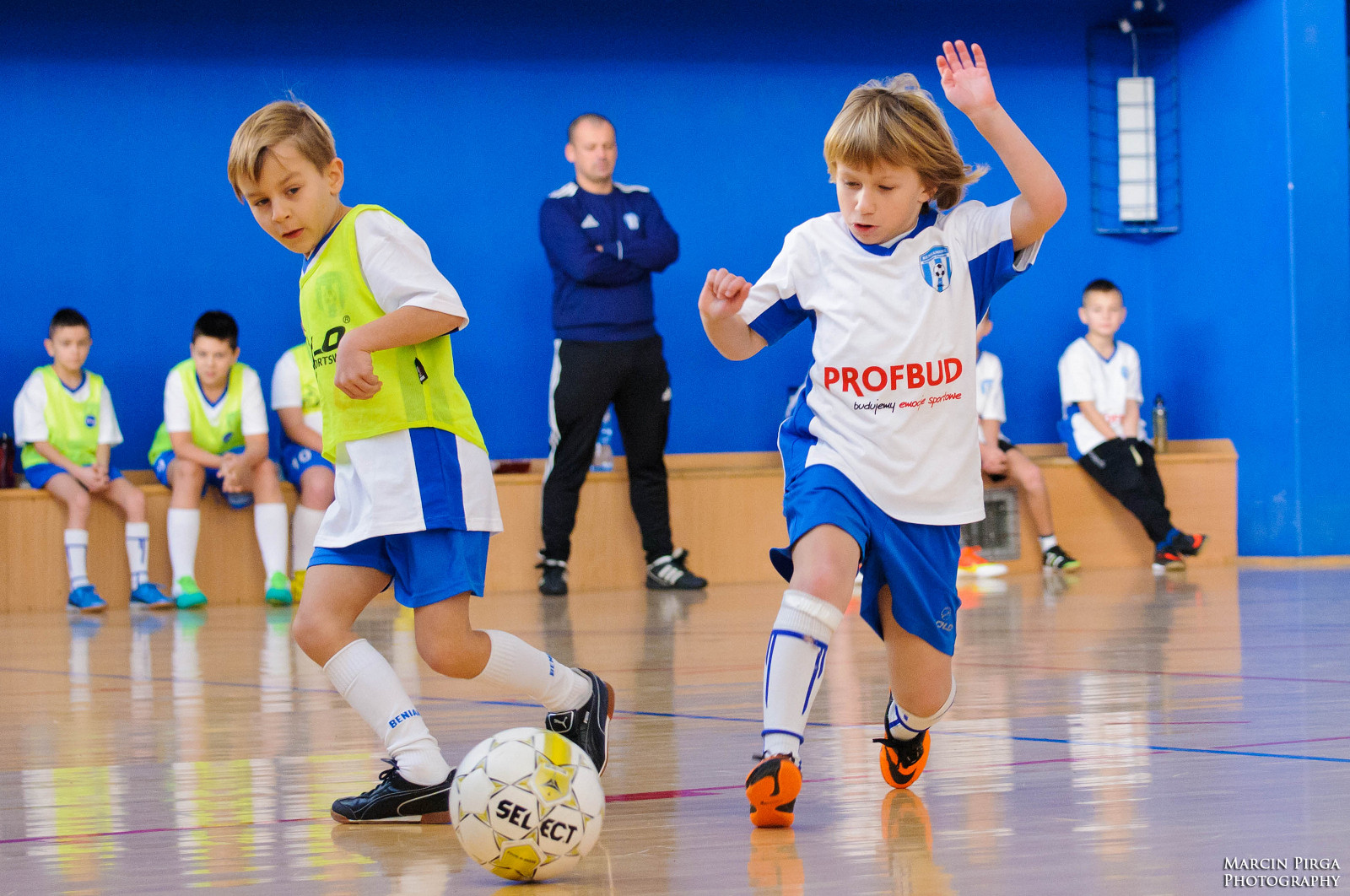 II Mikołajkowy Turniej: Beniaminek Profbud Cup - zdjęcie w treści 