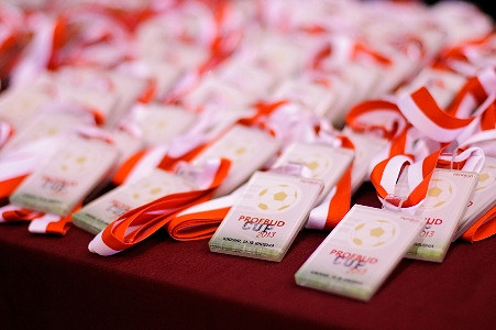 PROFBUD CUP 2013 – TURNIEJ INNY NIŻ WSZYSKIE! - zdjęcie w treści  nr 1