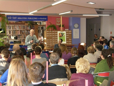 Krośnianie i czytelnictwo w 2012 roku - zdjęcie w treści