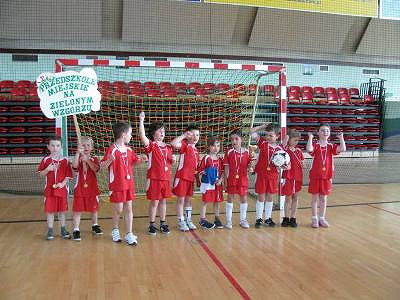 IX MIĘDZYPRZEDSZKOLNY TURNIEJ PIŁKI NOŻNEJ - zdjęcie w treści  nr 3