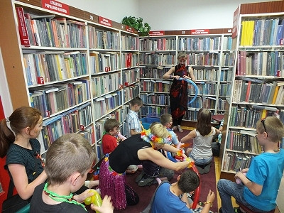 Nocna wyprawa do Biblioteki! - zdjęcie w treści  nr 2