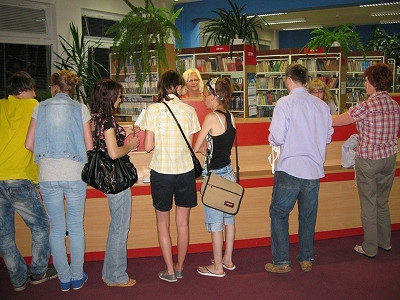 Nocna wyprawa do Biblioteki! - zdjęcie w treści 