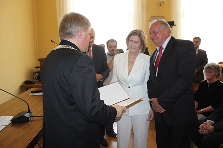 Tworzą i pracują na rzecz kultury - samorząd docenił ich osiagnięcia - zdjęcie w treści  nr 1