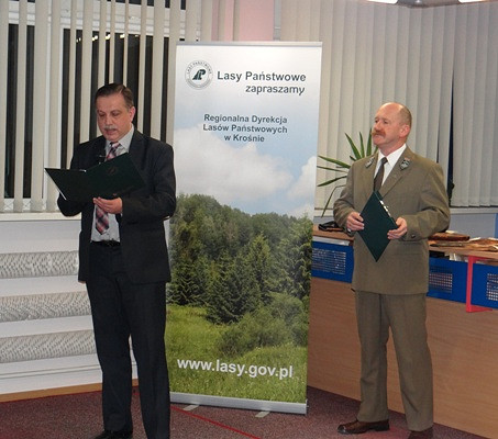 Pokonkursowa wystawa „Leśne Fotografie 2013” w Krośnieńskiej Bibliotece - zdjęcie w treści 