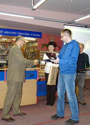 Pokonkursowa wystawa „Leśne Fotografie 2013” w Krośnieńskiej Bibliotece - zdjęcie w treści  nr 1