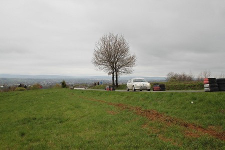 Prędkość, benzyna i lądowanie w rowie - zdjęcie w treści  nr 1