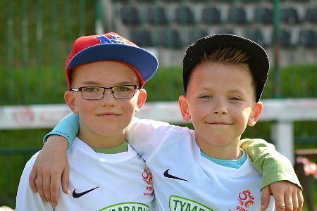 Z PODWÓRKA NA STADION O PUCHAR TYMBARKU 2014 NIEOFICJALNE MISTRZOSTWA POLSKI U-10 - zdjęcie w treści  nr 1