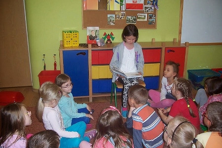 Projekt edukacyjny - „Duży czyta małemu”. - zdjęcie w treści 
