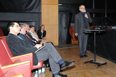 Wokół „Naszego Elementarza” – o konferencji zorganizowanej przez Prezydenta Miasta Krosna i PCEN - zdjęcie w treści nr 3