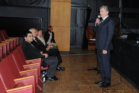 Wokół „Naszego Elementarza” – o konferencji zorganizowanej przez Prezydenta Miasta Krosna i PCEN - zdjęcie w treści nr 1