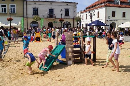 Szkoła Podstawowa Nr 5 z Krosna wygrała wyjazd do Centrum Nauki Kopernik - zdjęcie w treści 