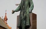 410784931.jpg