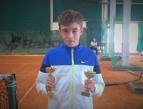 Karol Kandefer zawodnik Tenis Klub Return Krosno z Maciejem Gawlakiem