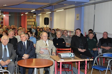 Krośnieński Instytutu Nafty i Gazu ma już 70 lat - wystawa pamiątek kolekcjonerskich - zdjęcie w treści 