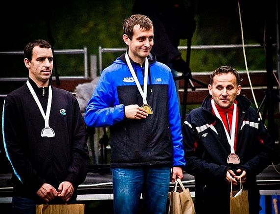 Marcin Michalec na najwyższym stopniu podium w Maratonie zaporowym