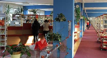 Czy krośnianie czytają? o czytelnictwie w Krośnieńskiej Bibliotece Publicznej w 2015 roku - zdjęcie w treści 