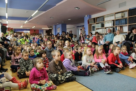 Ferie z książką i dobrą zabawą w Krośnieńskiej Bibliotece Publicznej - zdjęcie w treści  nr 4