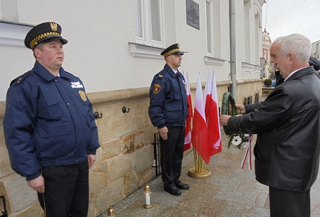 W szóstą rocznicę katastrofy smoleńskiej - zdjęcie w treści 