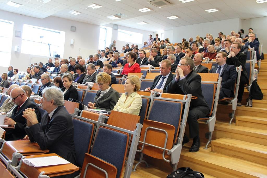 Relacja filmowa z konferencji samorządów dot. gospodarki odpadami - zdjęcie w treści  nr 2