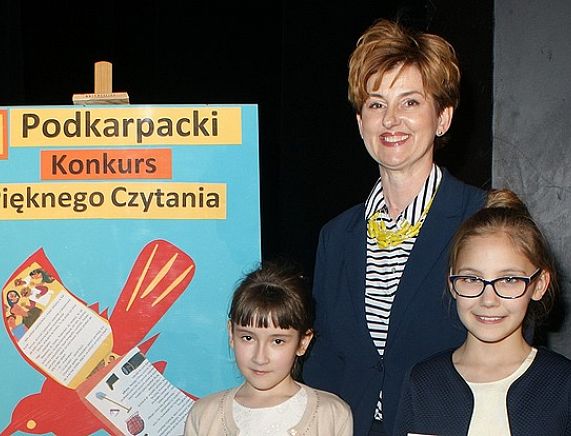 Konkurs Pięknego Czytania - I miejsca uczennic Sp Nr 3