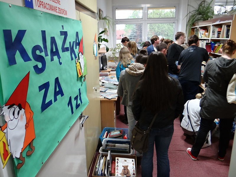 NOC (z krasnoludkami) w krośnieńskiej bibliotece! - zdjęcie w treści  nr 7