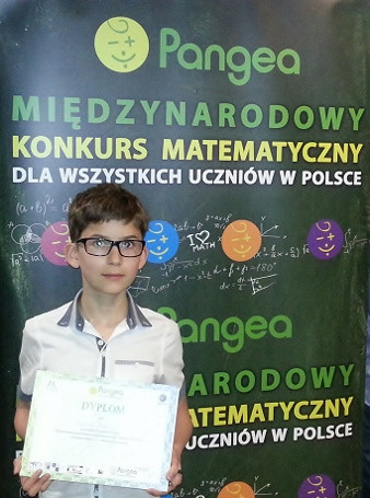 Adam Socha uczeń SP Nr 3 zdobył I miejsce w Międzynarodowym Konkursie Matematycznym „PANGEA” - zdjęcie w treści 