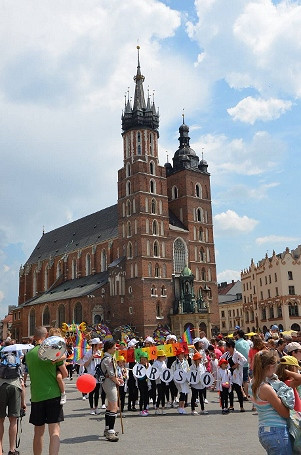 Krośnieński Dysonans uczesniczył w Wielkiej Paradzie Smoków - zdjęcie w treści  nr 1