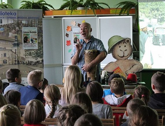 Spotkania autorskie z Łukaszem Wierzbickim