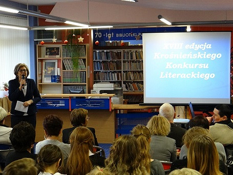 Urok stawiania pierwszych kroków... finał XVIII edycji Krośnieńskiego Konkursu Literackiego - zdjęcie w treści 