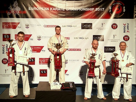 Udany start krośnieńskich karateków na Mistrzostwach Europy Karate w Danii - zdjęcie w treści  nr 1