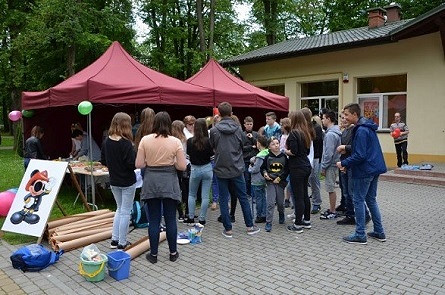 Piknik rodzinny z okazji Dnia Rodzicielstwa Zastępczego - zdjęcie w treści  nr 4