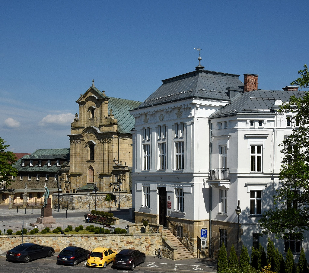 Niecodzienne spojrzenie na Krosno - zdjęcia Zenona Żyburtowicza - zdjęcie w treści 