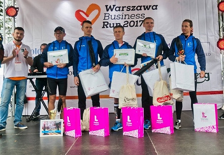 Drużyna Krosno Glass Running Team wygrała Business Run 2017 - zdjęcie w treści 