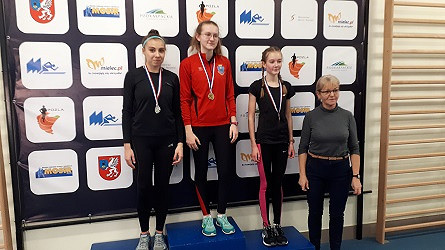 Krośnieńscy Juniorzy na podium - zdjęcie w treści 