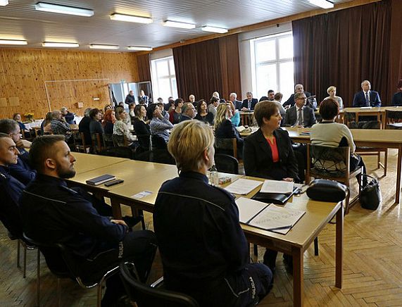 Konferencja nt. Bezpieczna szkoła – zagrożenia i działania profilaktyczne w zakresie bezpieczeństwa uczniów