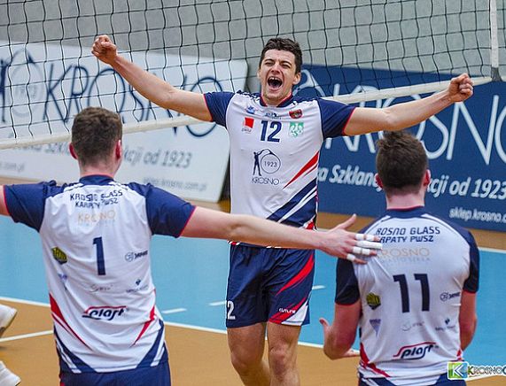 KROSNO GLASS KARPATY PWSZ jest już w II rundzie play off