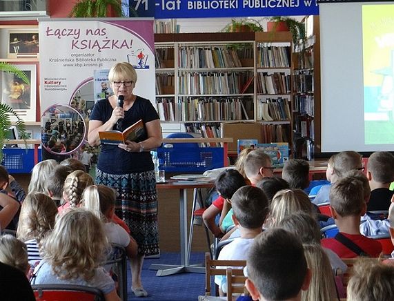 Spotkanie z Barbarą Gawryluk w Krośnieńskiej Bibliotece Publicznej