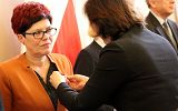 Na zdjęciu - Wyróznieni Medalem Medalem Prezydenta Rzeczypospolitej Polskiej Za Długoletnią Służbę