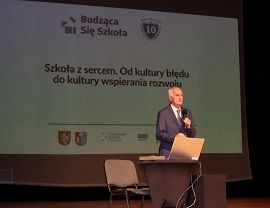 Uczestnicy konferencji Budząca się szkoła